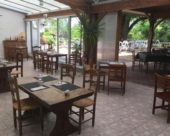 L'Art Dit Vin - Saint-Aigulin - Restaurante