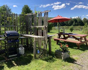 Lakeview Farm: A paradise in the Eastern Townships - Stanstead - Patio