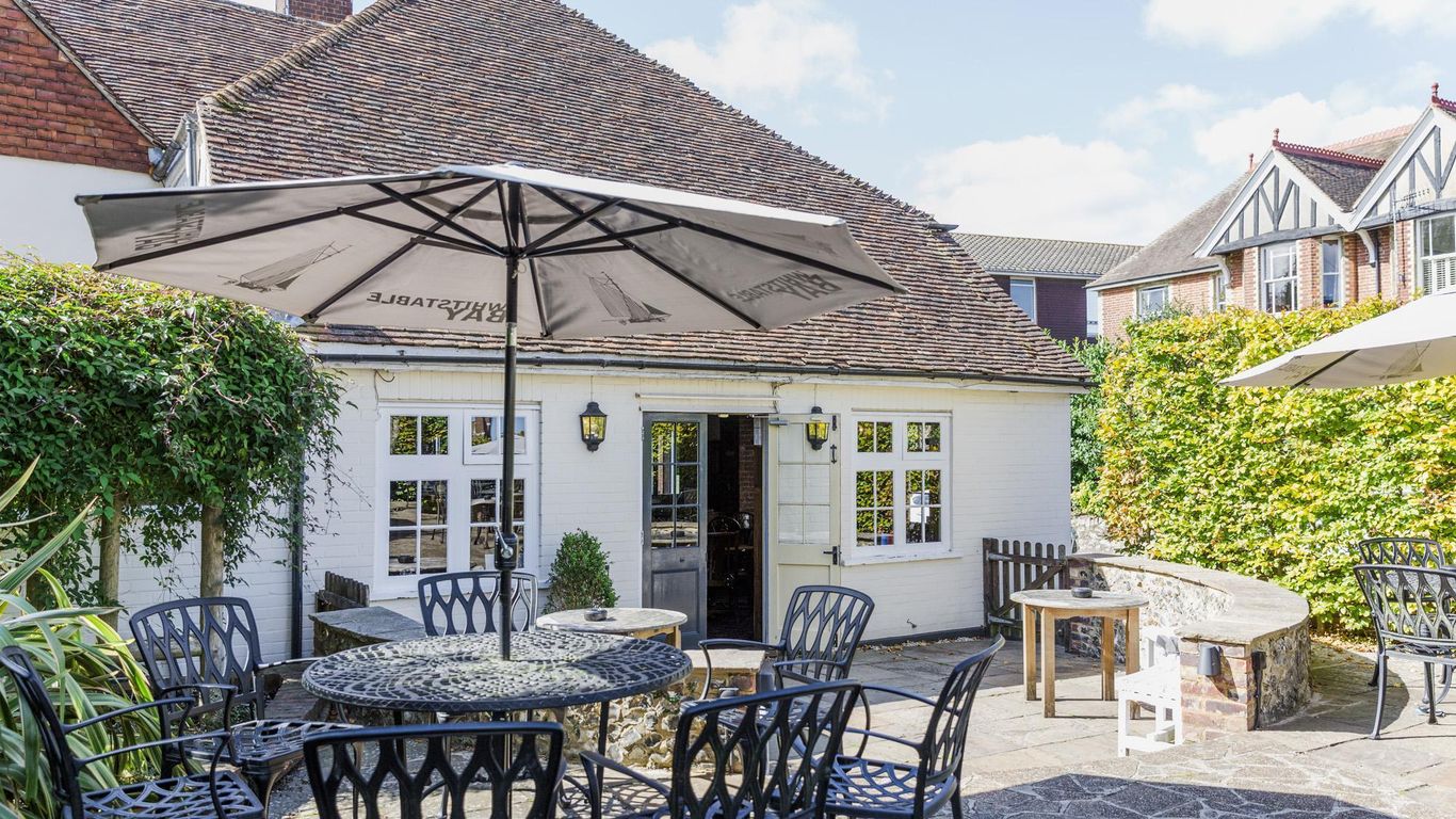 New Flying Horse Inn