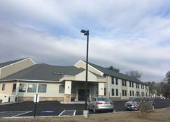 Best Western Hampshire Inn & Suites - Seabrook - Bâtiment