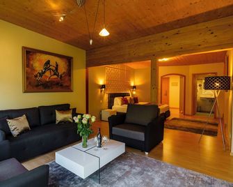 Seeblick Hotel und Restaurant Rössli - Quarten - Huiskamer