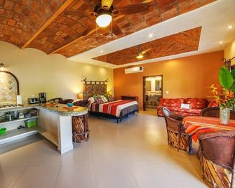 Casa Sarita Apartment A - Sayulita - Habitación