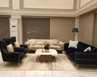 Nambiar Club Bellezea - Bangalore - Lounge