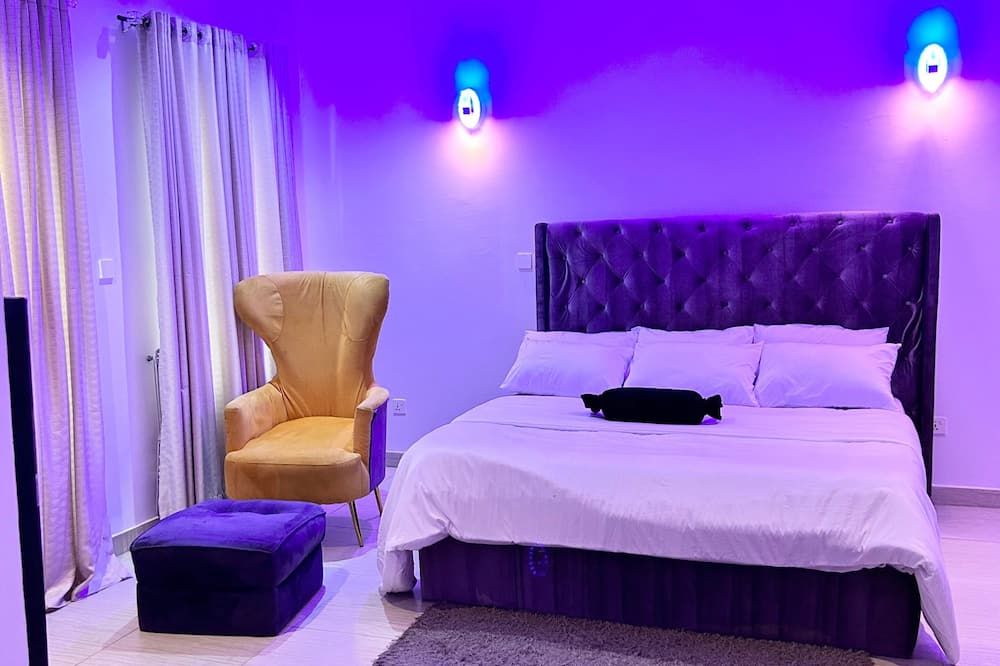 Homely Shortlet Apartment Lbs, Ajah - Lagos - Bedroom