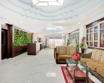 Hotel Mahadev Palace - Deoghar - Lobby