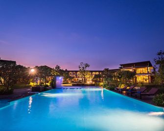 i Tara Resort & Spa - Cha-am