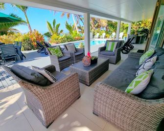 Natura Beach Pool Villa 2 - Rarotonga - Patio