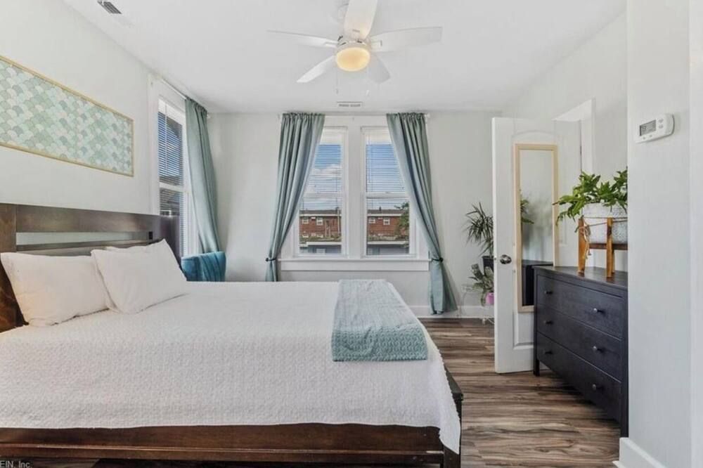 Beach Oasis in Willoughby with Cheseapeake Bay Views and Private Beach Access - נורפולק - חדר שינה