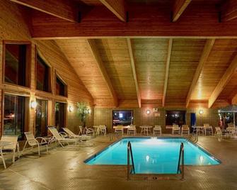 Odisha House of Rest - Shawano - Pool