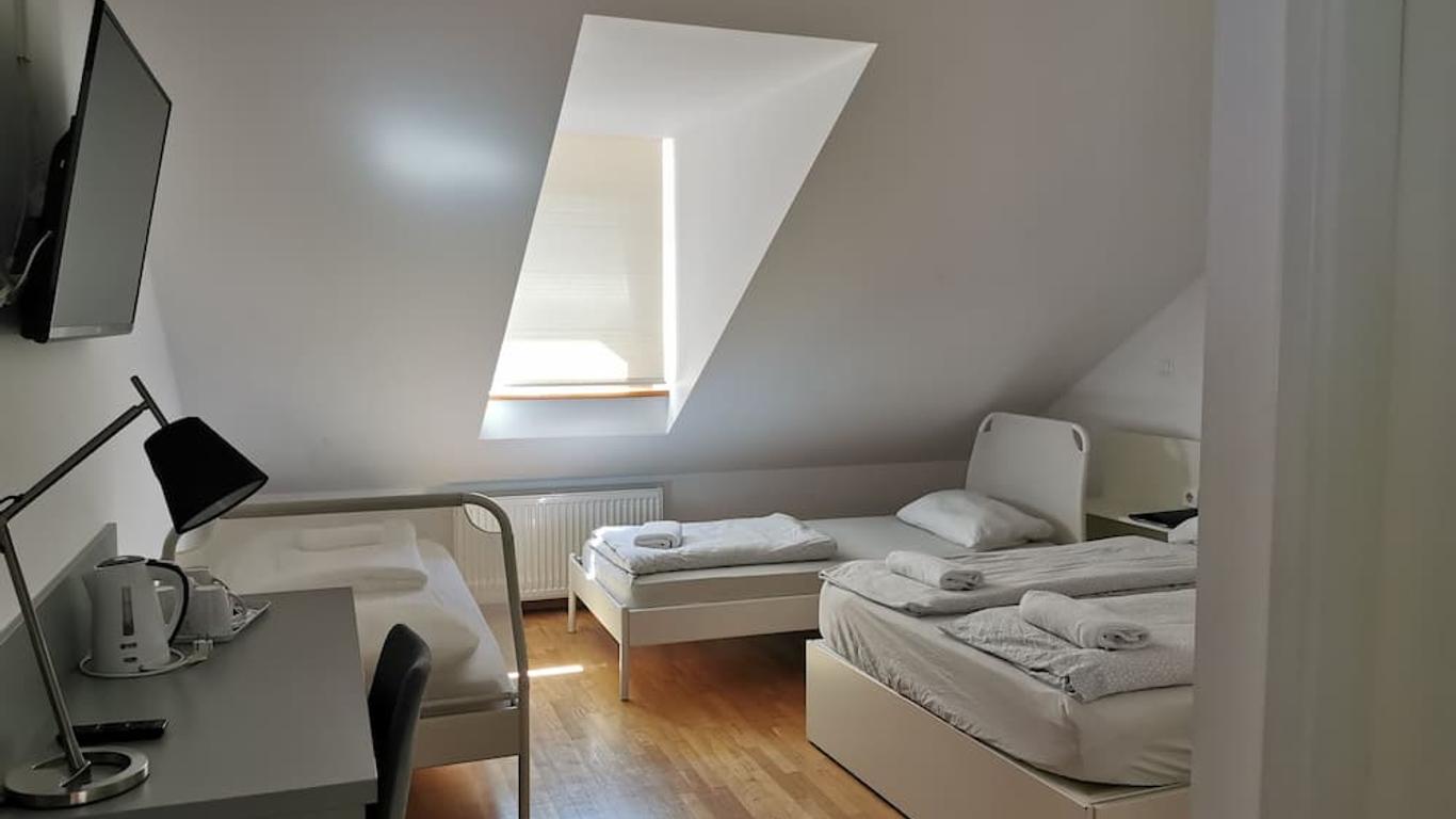 Rooms Sincere 1830