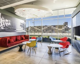 Ibis Calama - Calama - Building