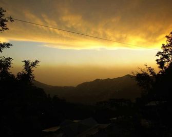 Sapphire B&B Near Mall Road - Shimla - Outdoor view