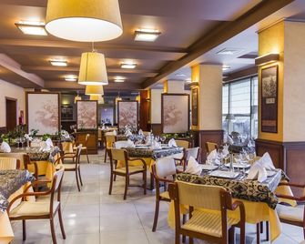 Business Hotel Vega Wroclaw - ורוצלב - מסעדה