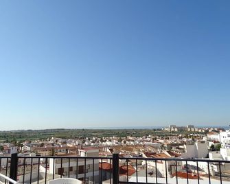 Salobrena center, renovated apartment , air conditioned - terracce WIFI (Fibre) - Salobreña - Balcon