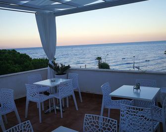 B&B Il Mare degli Dei - Letojanni - Balkon