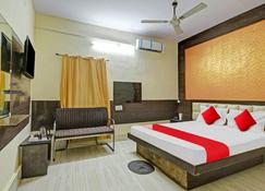OYO Flagship 811282 Hotel Preet Palace - Ranchi - Habitación