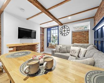 Tilly's Cosy Cottage Retreats - Viaduct Cottage - Knaresborough - Sala de estar