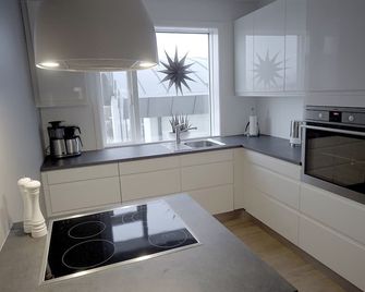 Apartments, apt 202 - Reykjavik - Kitchen