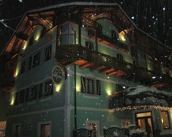 Hotel Alpina - Pinzolo - Gebouw