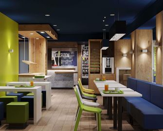普瓦捷北未來影視城宜必思快捷酒店 - 沙斯訥伊迪普瓦圖 - 餐廳