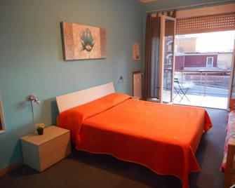 B&B Cavour16 - Genoa - Bedroom