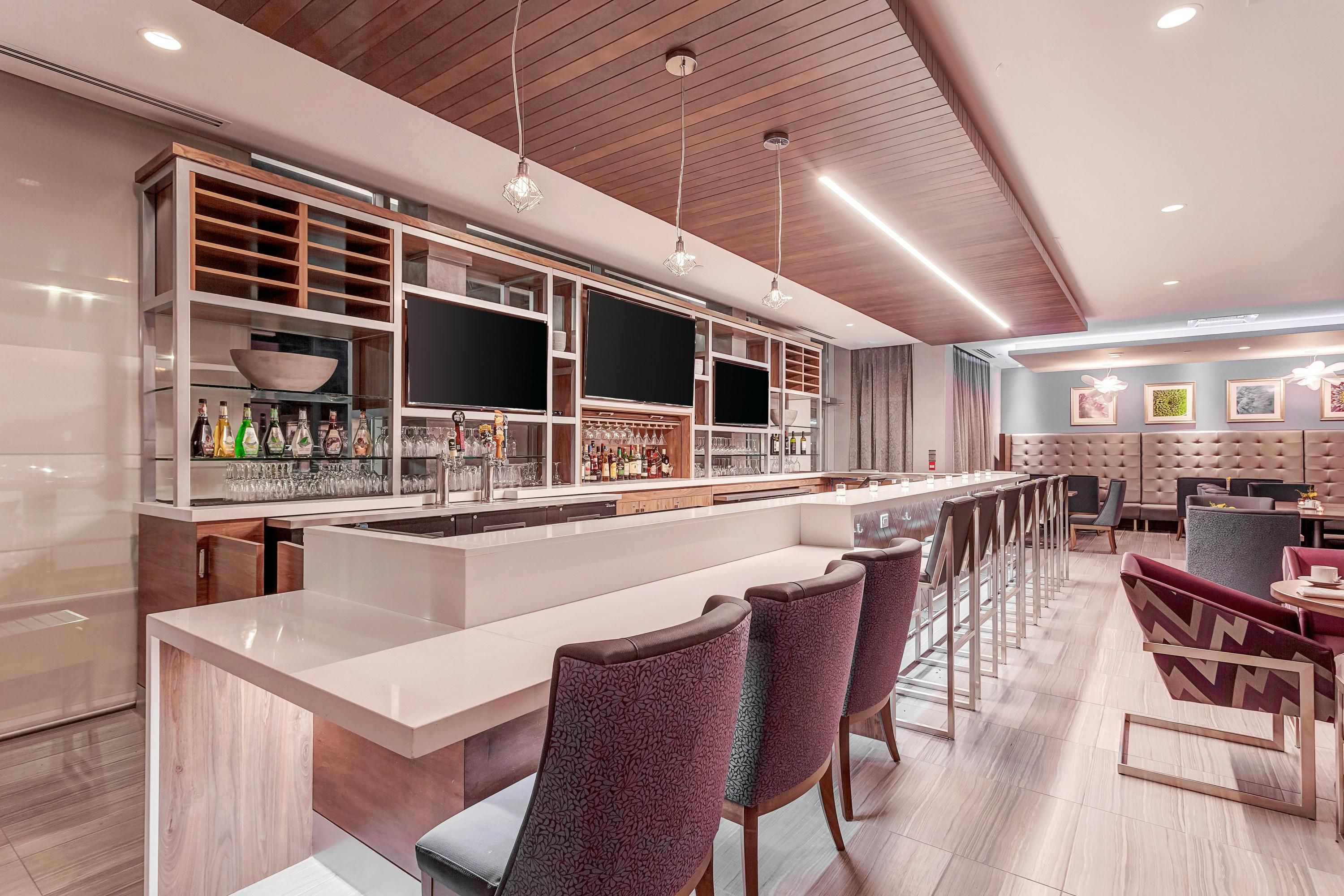 Hilton Garden Inn Toronto/Brampton West - Brampton - Bar
