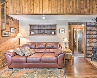 Cozy Log Cabin Escape in The Heart of Cr - Creede - Sala de estar