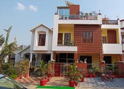 The Veda Arc Luxurious Villa - Lucknow - Bina
