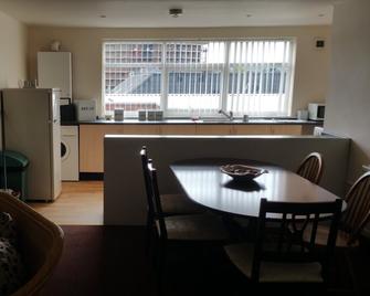 Budget Hostel - Newcastle upon Tyne - Essbereich