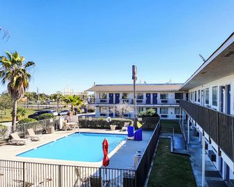 Motel 6 Galveston, TX - Galveston