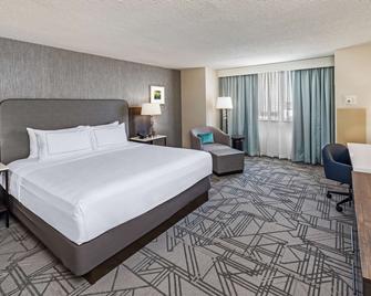 DoubleTree by Hilton Tulsa Downtown - Tulsa - Schlafzimmer