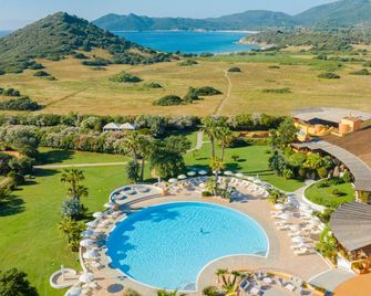 Sant'Elmo Beach Hotel - Castiadas - Pool