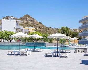 Tsampika Hotel Faliraki - פלירקי - בריכה