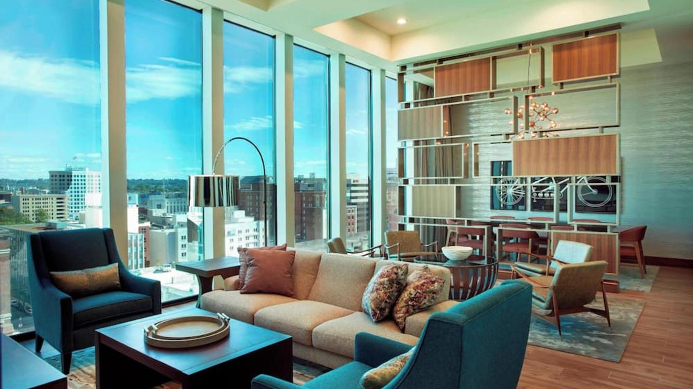 The Westin Chattanooga
