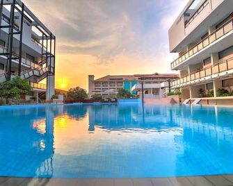 Somadevi Residence - סיאם ריפ - בריכה