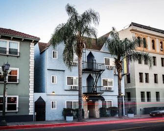 The Hotel Hollywood - Los Angeles - Toà nhà