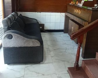 Sri Raghavendra Inn - Kakinada - Receptie