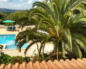 Villa Feliz Apartments, Two Bedroom Apartment No.2 - Sao Bartolomeu de Messines - Zwembad