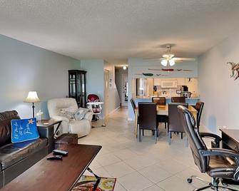 Sea Watch 1790 - Flagler Beach - Living room
