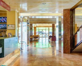 Hotel Isabel - טורמולינוס - לובי