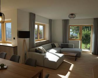 Villa Vitis - Riffiano - Wohnzimmer