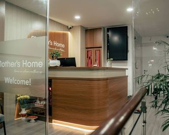 Mother's Home - Ho Chi Minh Stadt - Rezeption
