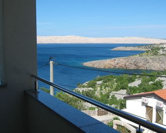 Villa Luce Apartment House - Karlobag - Balcón