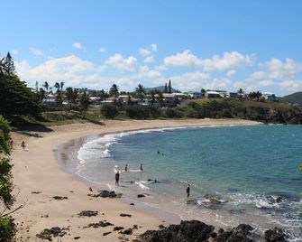 Bella Vista - Spectacular Ocean Views & Continental Breakfast - Yeppoon - Beach