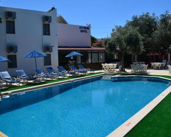 Ali Baba Hotel Gümbet - Bodrum - Pool