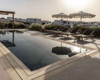 Nysis Koufonisia - Κουφονήσια - Πισίνα