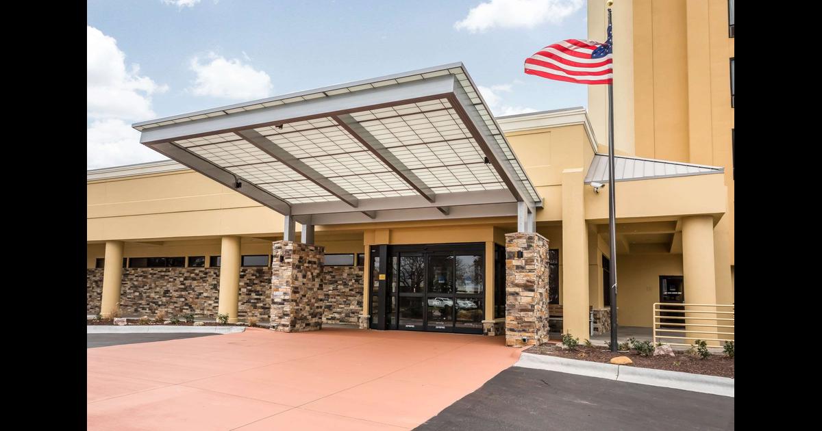 Comfort Inn Sw Omaha I 80 85 9 1 Omaha Hotel Deals Reviews Kayak