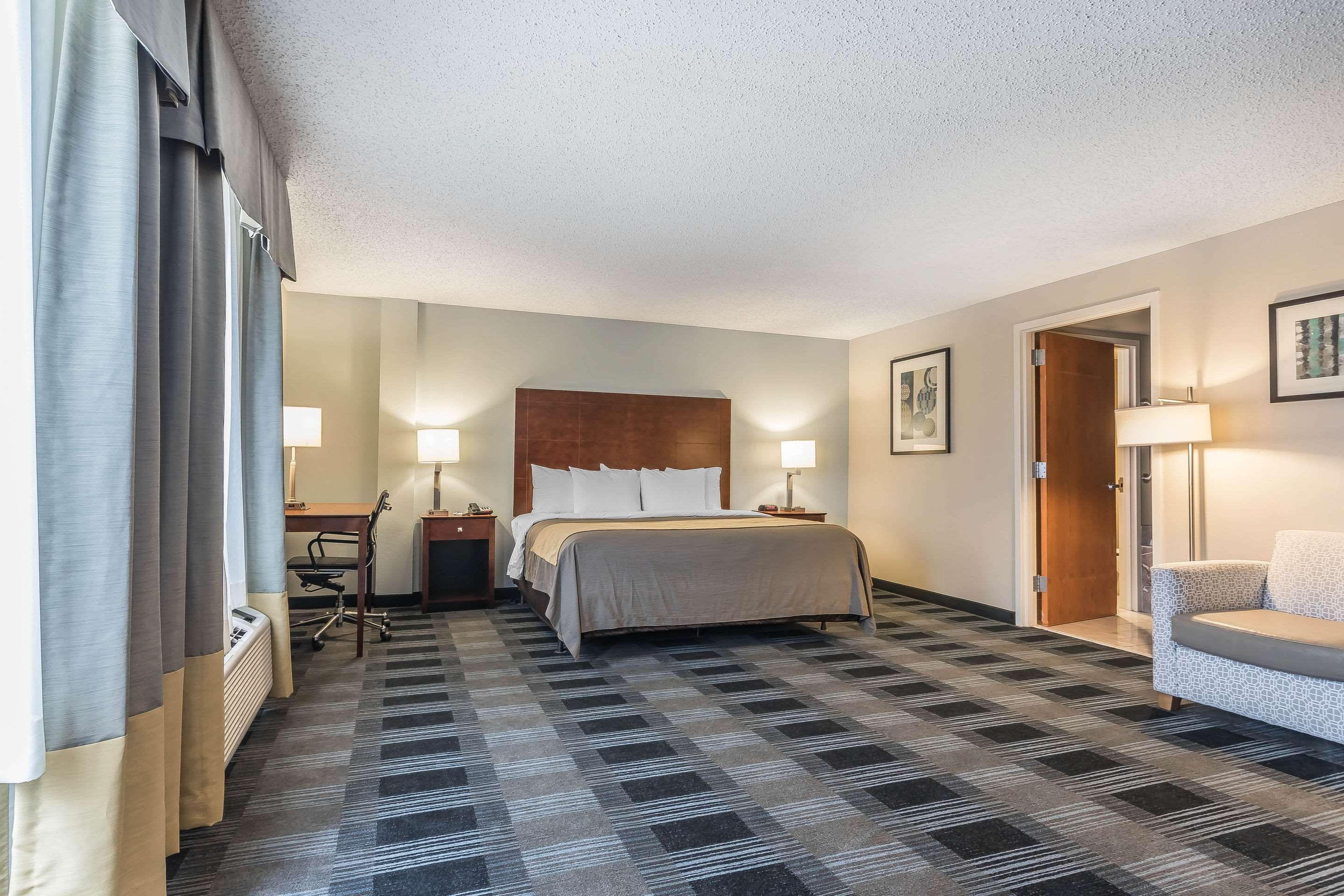 Comfort Inn Sw Omaha I 80 77 9 1 Omaha Hotel Deals