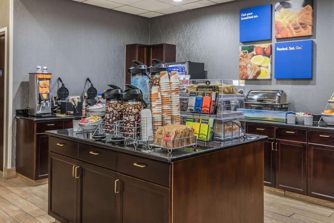 Comfort Inn Sw Omaha I 80 77 9 1 Omaha Hotel Deals