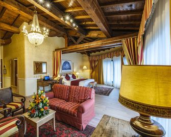 Hotel Orologio - Ferrara - Wohnzimmer